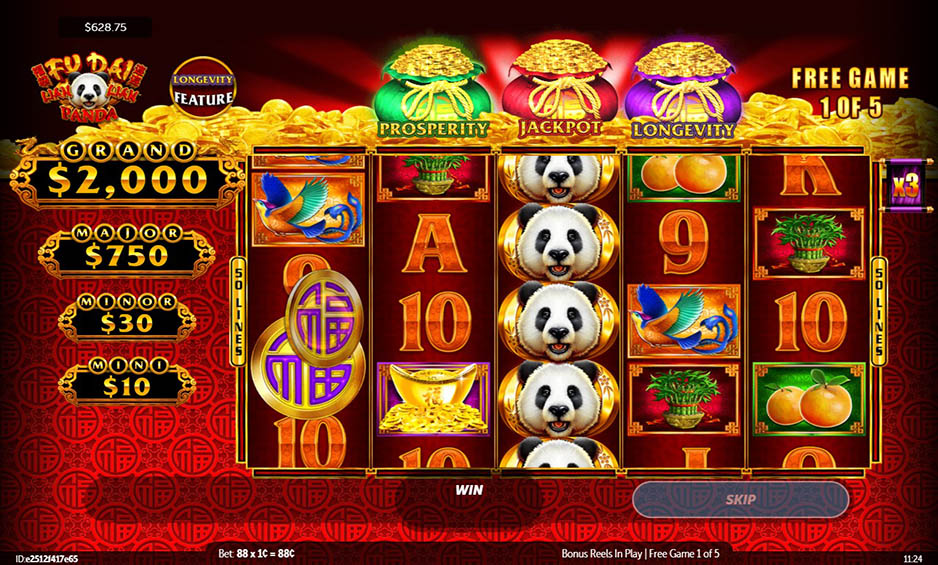 Fu Dai Lian Lian Panda carousel image 4
